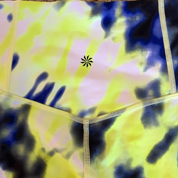 Women’s Athleta Tie Dye Elation 7/8 Tight Size S - Picture 5 of 5
